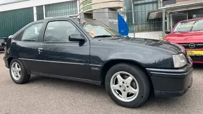 Gebraucht Opel Kadett 129 PS (94 kW) 1991 Schwarz Limousine