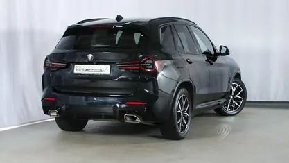 Gebraucht BMW X3 Efficient Dynamics 190 PS (139 kW) 2024 Schwarz SUV