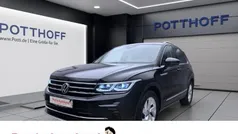 Schwarz Gebraucht 2022 VW Tiguan Elegance SUV | 28.777 € (Fairer Preis)