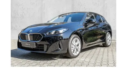 Neu BMW 120 156 PS (114 kW) 2026 Schwarz uni Kleinwagen