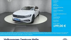 Oryxweiß perlmutteffekt Gebraucht 2022 VW Passat Business Kombi | 20.670 € (Fairer Preis)