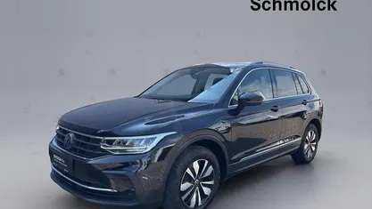 Deep black perleffekt Gebraucht 2024 VW Tiguan Move SUV | 33.490 € (Fairer Preis)