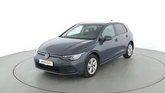 Grau Gebraucht 2020 VW Golf VIII Life Limousine | 21.400 € (Fairer Preis)