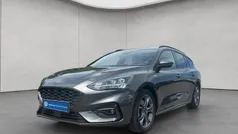 Grau Gebraucht 2022 Ford Focus ST-Line Kombi | 18.990 € (Superpreis)