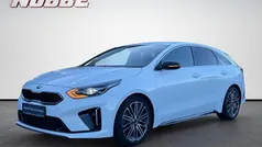 Weiß Gebraucht 2021 Kia ProCeed GT-Line Kleinwagen | 24.980 € (Fairer Preis)