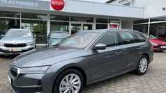 Gebraucht 2024 Skoda Octavia Selection Kombi | 29.780 € (Guter Preis)