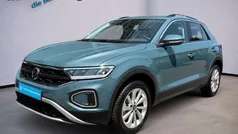 Gebraucht 2024 VW T-Roc Life SUV | 30.805 € (Fairer Preis)