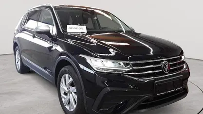 Second-hand VW Tiguan Allspace Life 150 CP (110 kW) 2022 Negru SUV