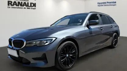 Gebraucht BMW 318 Advantage 156 PS (114 kW) 2021 Grau Kombi