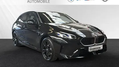 Gebraucht BMW 120 M Sport 163 PS (119 kW) 2025 Black sapphire metallic Kleinwagen