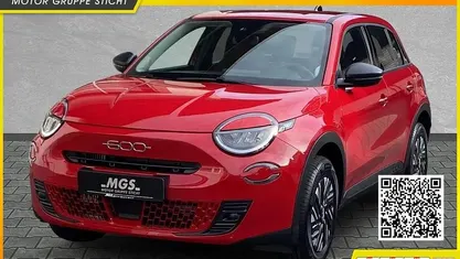 Neu Fiat 600 145 PS (106 kW) 2025 Passione rot SUV