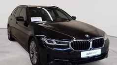 Saphirschwarz metallic Gebraucht 2021 BMW 530 Sport Line Kombi | 33.190 € (Guter Preis)