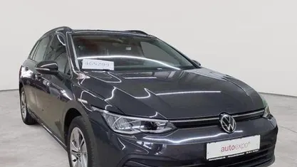 Gebraucht VW Golf VIII Life 116 PS (85 kW) 2022 Uranograu Kombi