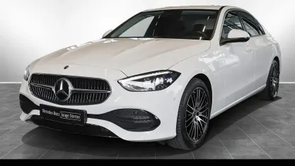 Gebraucht Mercedes C180 Avantgarde 170 PS (125 kW) 2024 Unilack polarweiß Limousine