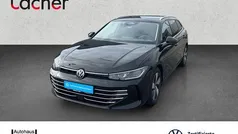 Grenadillschwarz metallic Gebraucht 2025 VW Passat Elegance Kombi | 34.390 € (Guter Preis)