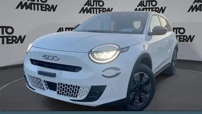 Neu Fiat 600 Business 110 PS (80 kW) 2025 Weiß SUV