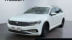 Weiss Gebraucht 2021 VW Passat Business Kombi | 23.990 € (Guter Preis)