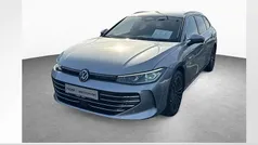 Gebraucht 2024 VW Passat Elegance Kombi | 37.760 € (Fairer Preis)