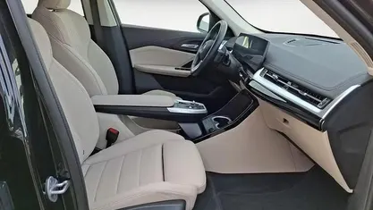 Gebraucht Peugeot 2008 96 PS (70 kW) 2024 Schwarz SUV