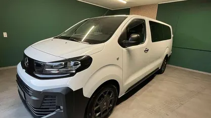 Weiß Neu 2025 Opel Vivaro Van / Kleinbus | 37.450 € (Fairer Preis)