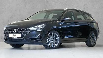 Gebraucht Hyundai i30 Trend 160 PS (117 kW) 2024 Abyss black Kombi