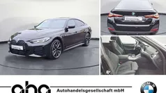 Saphirschwarz metallic Gebraucht 2024 BMW 420 Sport Line Coupé | 43.630 € (Fairer Preis)