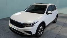 Weiß Gebraucht 2023 VW Tiguan Move SUV | 35.080 € (Fairer Preis)