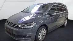 Grau Gebraucht 2024 VW Touran Highline Van / Kleinbus | 33.655 € (Guter Preis)
