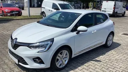 Gebraucht Dacia Sandero Expression 91 PS (66 kW) 2024 Rot Limousine