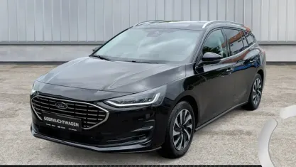 Gebraucht Ford Focus Titanium 125 PS (91 kW) 2024 Schwarz Kombi
