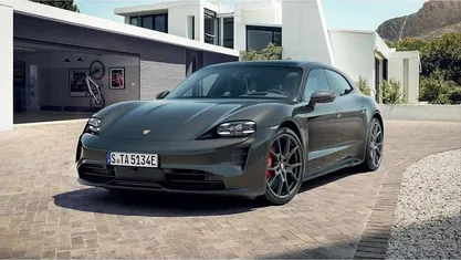 Grau Gebraucht 2023 Porsche Taycan GTS Sport Turismo Limousine | 79.900 € (Superpreis)