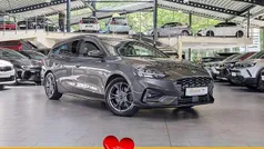 Grau Gebraucht 2020 Ford Focus ST-Line Kombi | 19.950 € (Fairer Preis)
