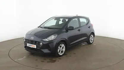 Gebraucht Hyundai i10 Trend 84 PS (61 kW) 2022 Grau Kleinwagen