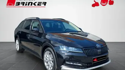 Gebraucht Skoda Superb Scout 4x4 200 PS (147 kW) 2022 Schwarzmagic perleffekt Kombi