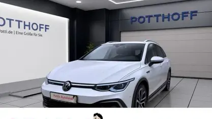 Gebraucht VW Golf Alltrack 200 PS (147 kW) 2022 Weiß Kombi