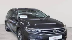 Mangangrau metallic Gebraucht 2020 VW Passat Elegance Kombi | 20.990 € (Guter Preis)