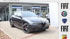 Grigio vesuvio metallic Neu 2025 Alfa Romeo Stelvio Veloce SUV | 54.990 € (Fairer Preis)