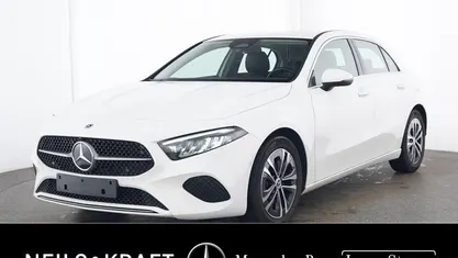 Gebraucht Mercedes A200 Progressive 163 PS (119 kW) 2024 Weiß Limousine