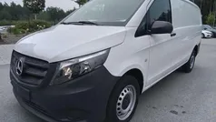 Gebraucht 2023 Mercedes Vito Van / Kleinbus | 34.590 € (Fairer Preis)