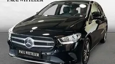 Lack kosmosschwarz Gebraucht 2019 Mercedes B180 Progressive Van / Kleinbus | 24.990 € (Fairer Preis)