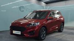 Rot Gebraucht 2024 Ford Kuga ST-Line SUV | 34.250 € (Fairer Preis)