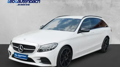 Gebraucht Mercedes C300 AMG line 245 PS (180 kW) 2020 Diamantweiss Kombi
