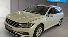 Weiß Gebraucht 2022 VW Passat Business Kombi | 19.990 € (Fairer Preis)