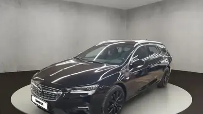 Diamant schwarz (metallic) Gebraucht 2022 Opel Insignia Kombi | 17.950 € (Fairer Preis)