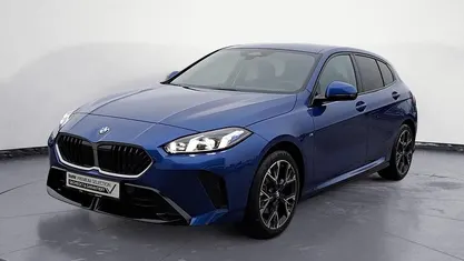 Blau Gebraucht 2025 BMW 120 M Sport Kleinwagen | 31.930 € (Fairer Preis)