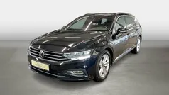 Deep black perleffekt Gebraucht 2022 VW Passat Business Kombi | 21.319 € (Guter Preis)