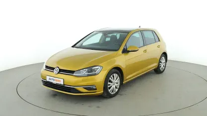 Gebraucht VW Golf VII Highline 150 PS (110 kW) 2017 Gelb Limousine