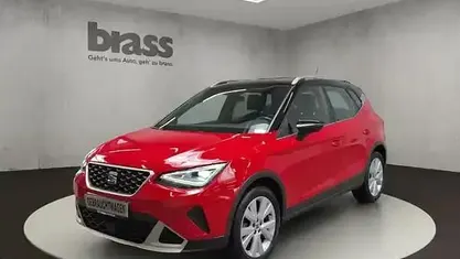 Gebraucht Seat Arona 110 PS (80 kW) 2023 Pure rot / midnight schwarz metallic SUV