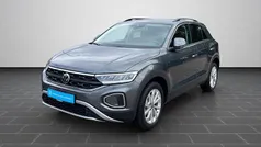 Indiumgrau metallic (metallic) Gebraucht 2025 VW T-Roc SUV | 29.900 € (Superpreis)