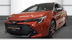 Metal oxide orange Neu 2025 Toyota Corolla Sport Limousine | 39.790 €